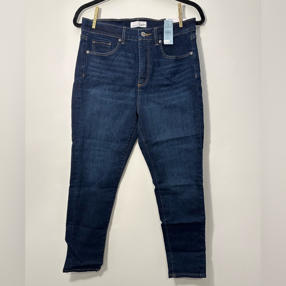 NWT LOFT High Rise Skinny Jeans Size 30P in Vintage Dark Wash